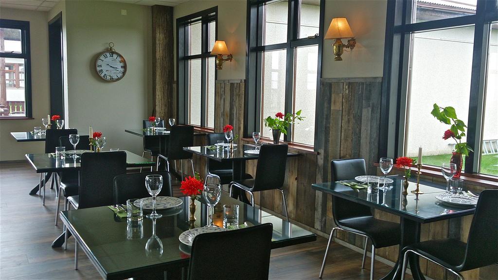Borealis Hotel Ulfljotsvatn Ngoại thất bức ảnh
