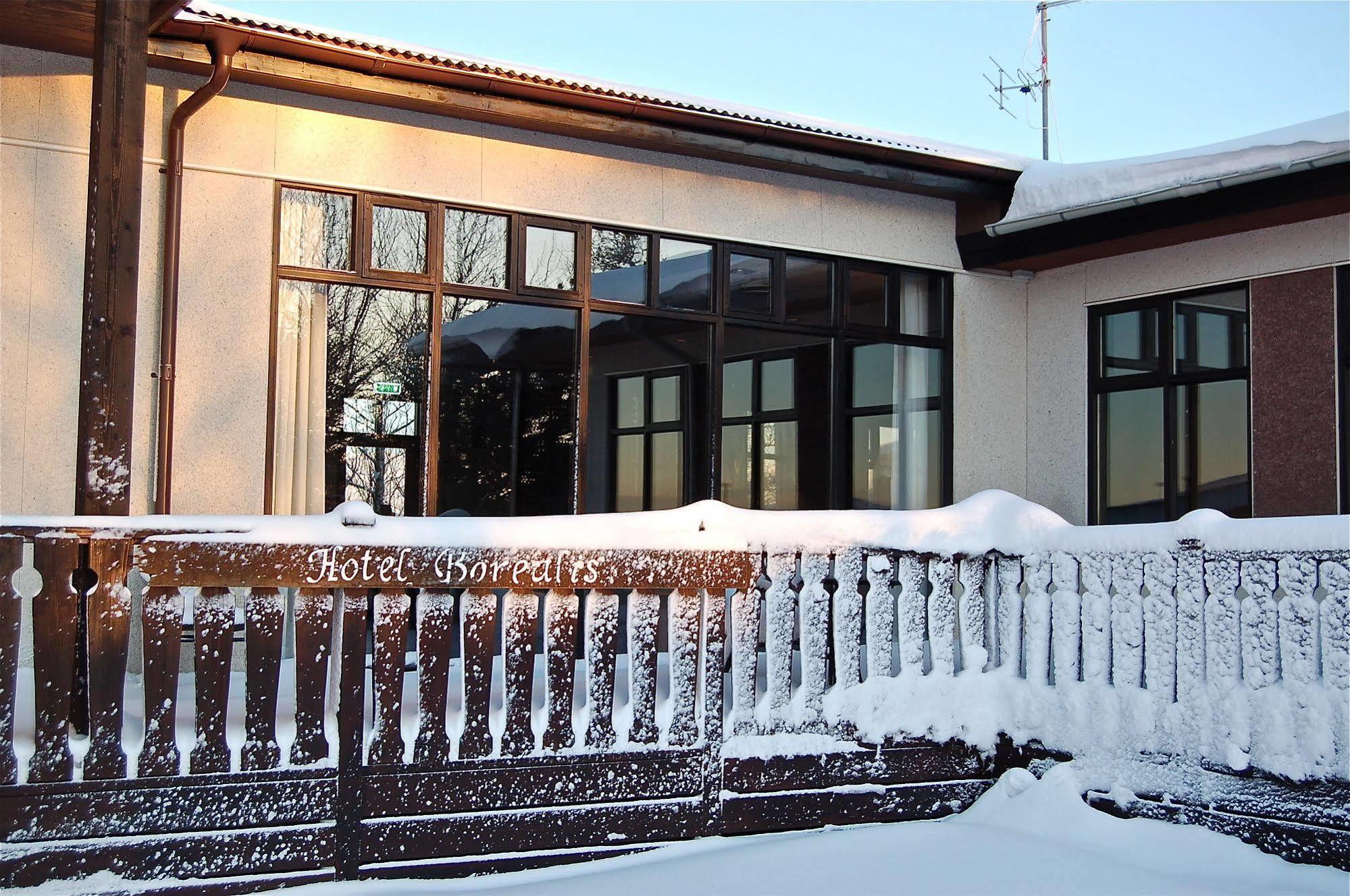 Borealis Hotel Ulfljotsvatn Ngoại thất bức ảnh