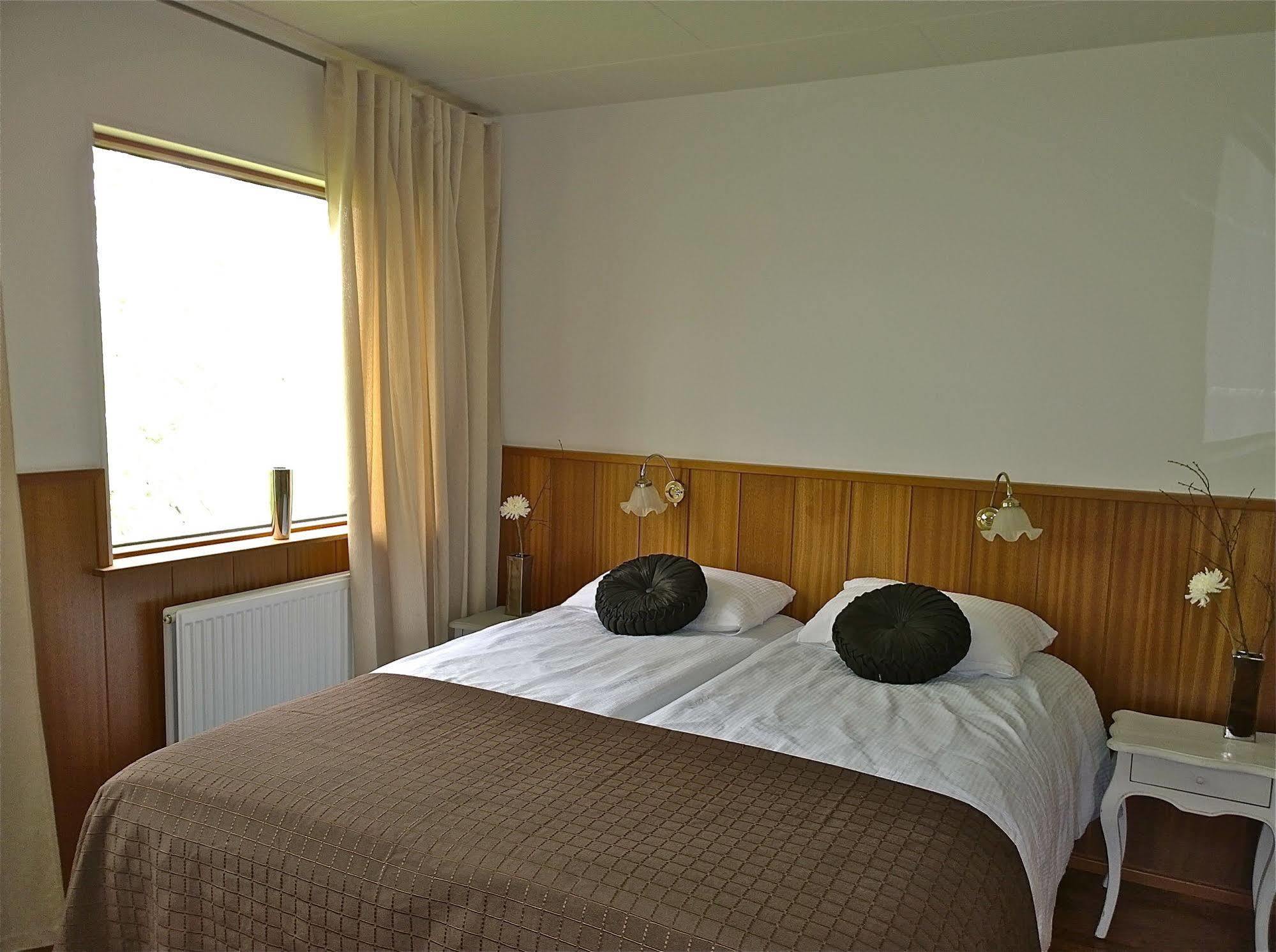 Borealis Hotel Ulfljotsvatn Ngoại thất bức ảnh