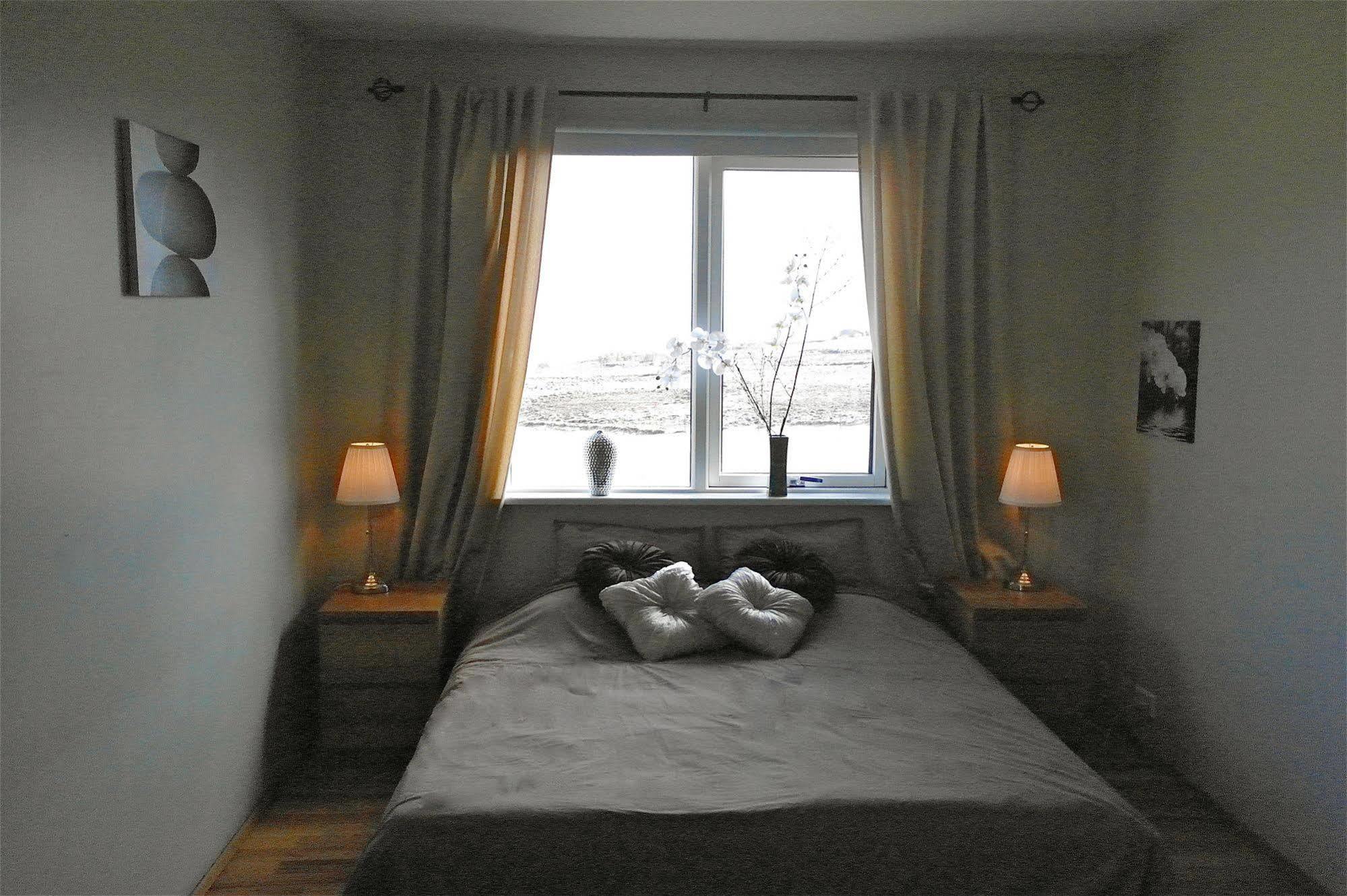 Borealis Hotel Ulfljotsvatn Ngoại thất bức ảnh